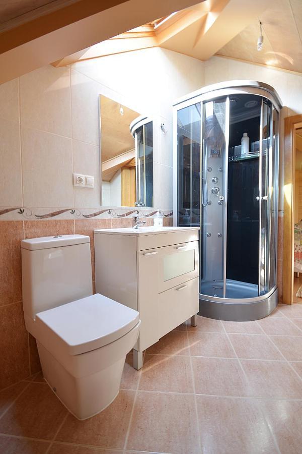 Casa Con Jardin Proxima A Vilagarcia De Arousa Casa de vacances *